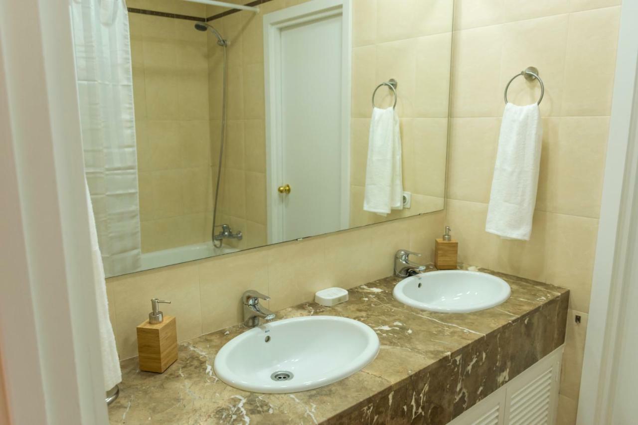 San Isidoro Cathedral Deluxe By Valcambre Apartment เซบีญา ภายนอก รูปภาพ