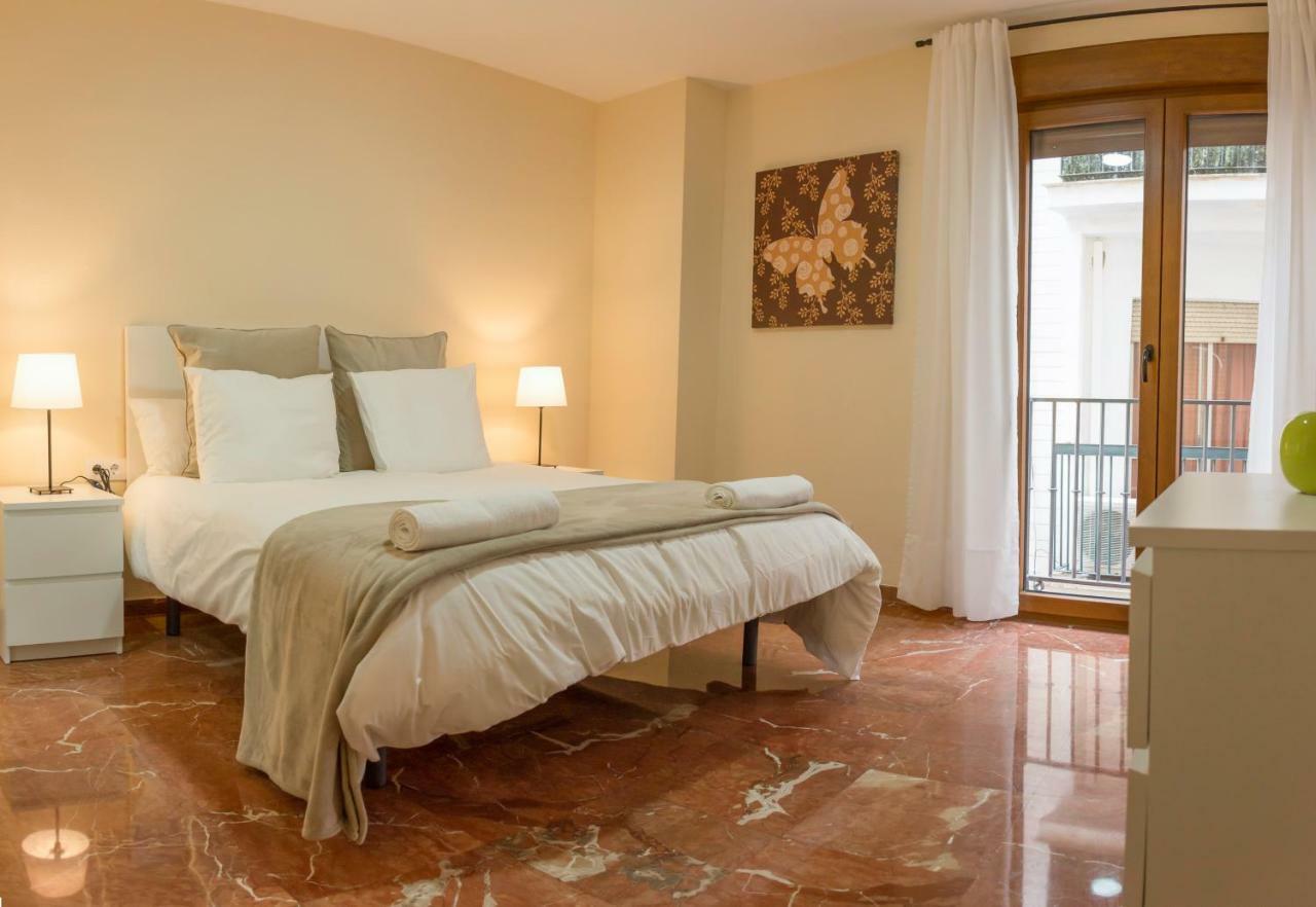 San Isidoro Cathedral Deluxe By Valcambre Apartment เซบีญา ภายนอก รูปภาพ